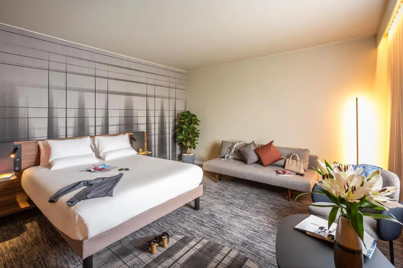 Novotel Cambridge North Milton  4*, Milton (Cambridgeshire) United Kingdom