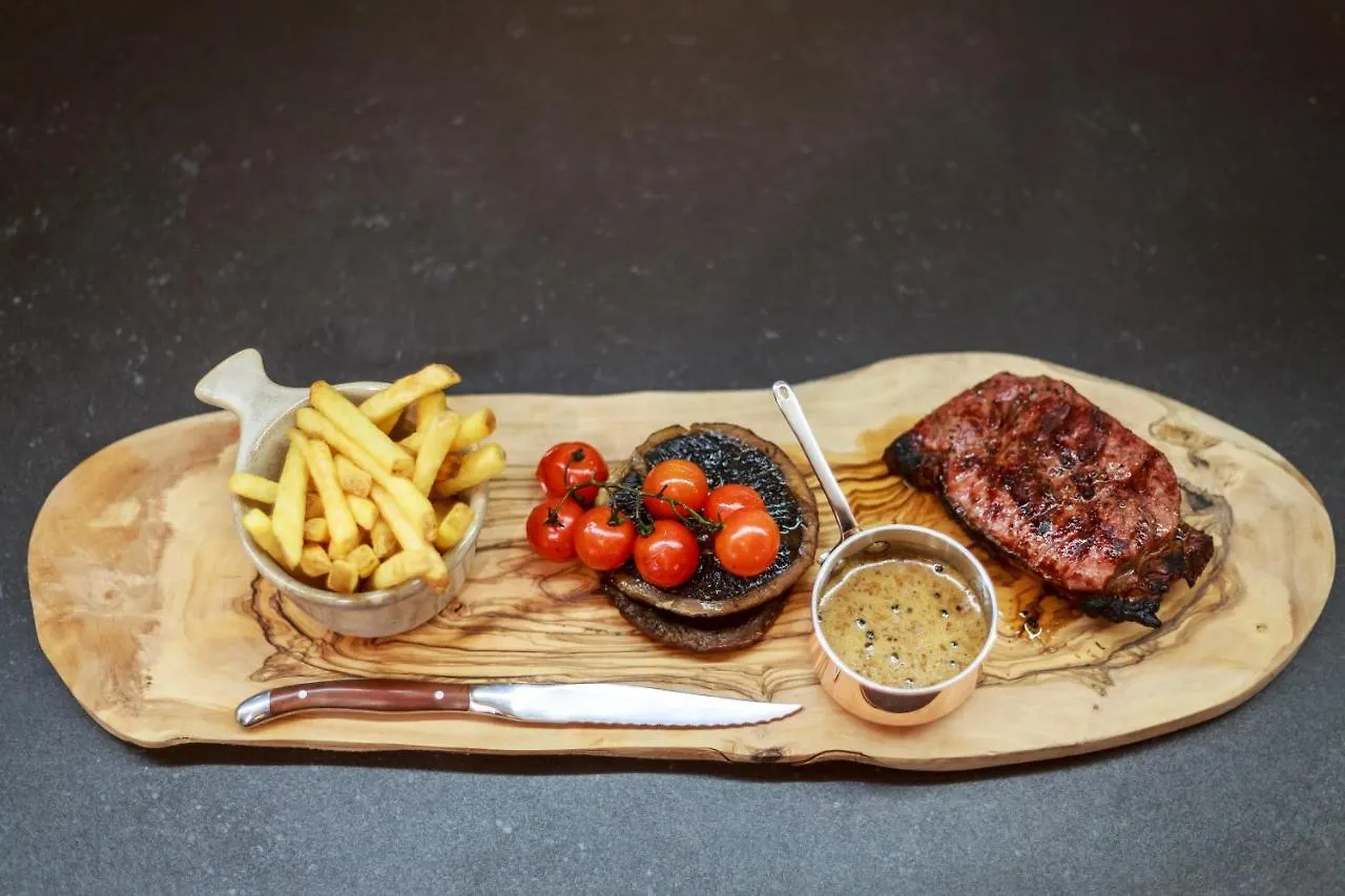 **** Hotel Novotel Cambridge North Milton  United Kingdom